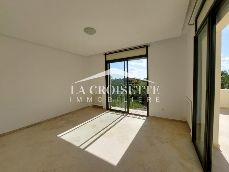 Villa S+3 avec piscine à Gammarth